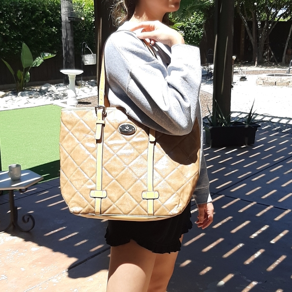 Handbag - Picture 7 of 8